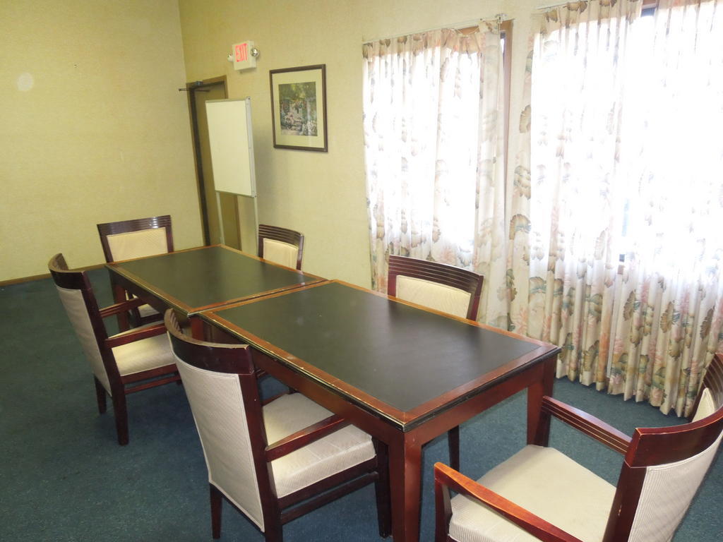 Xenia Country Inn 외부 사진